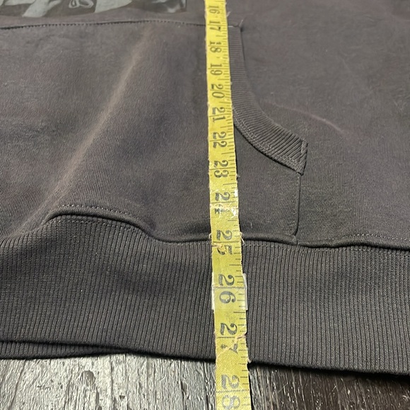 Taylor Swift The Eras Tour Washed Black Tour Hoodie Size M. - Picture 8 of 10